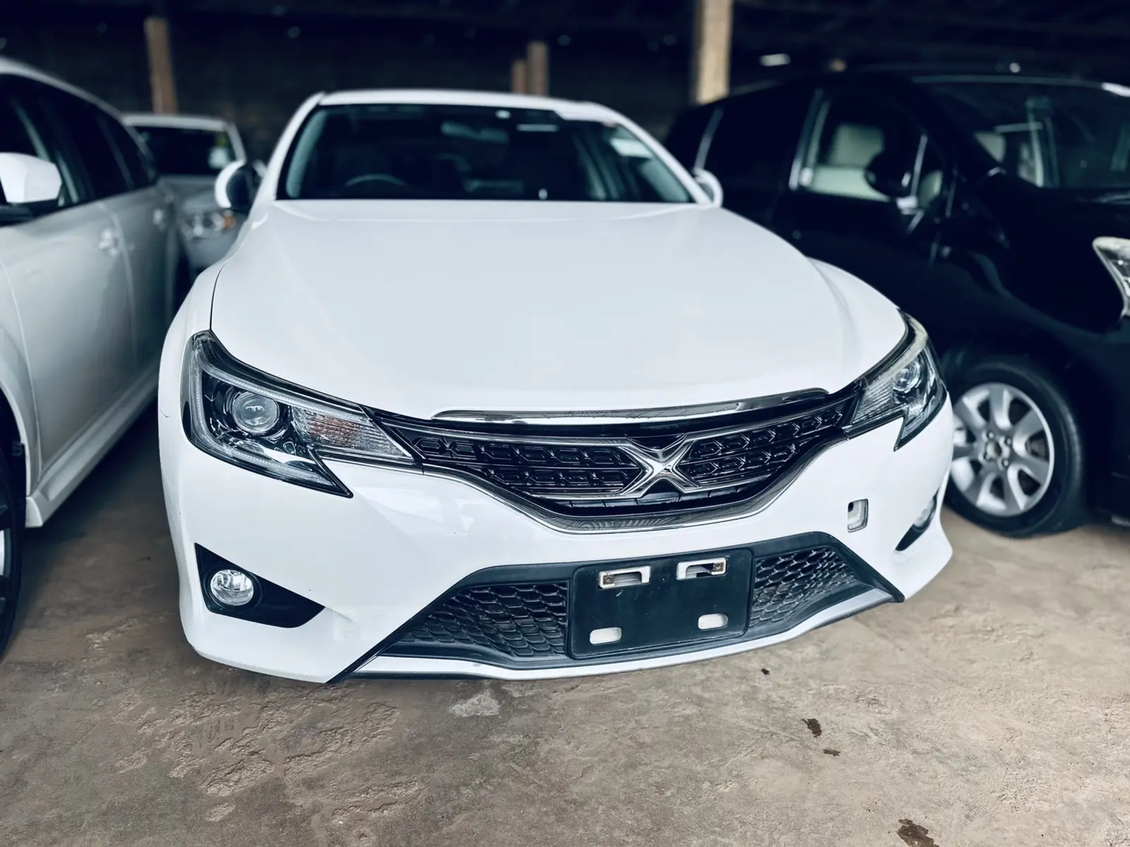 Toyota Mark X 2014