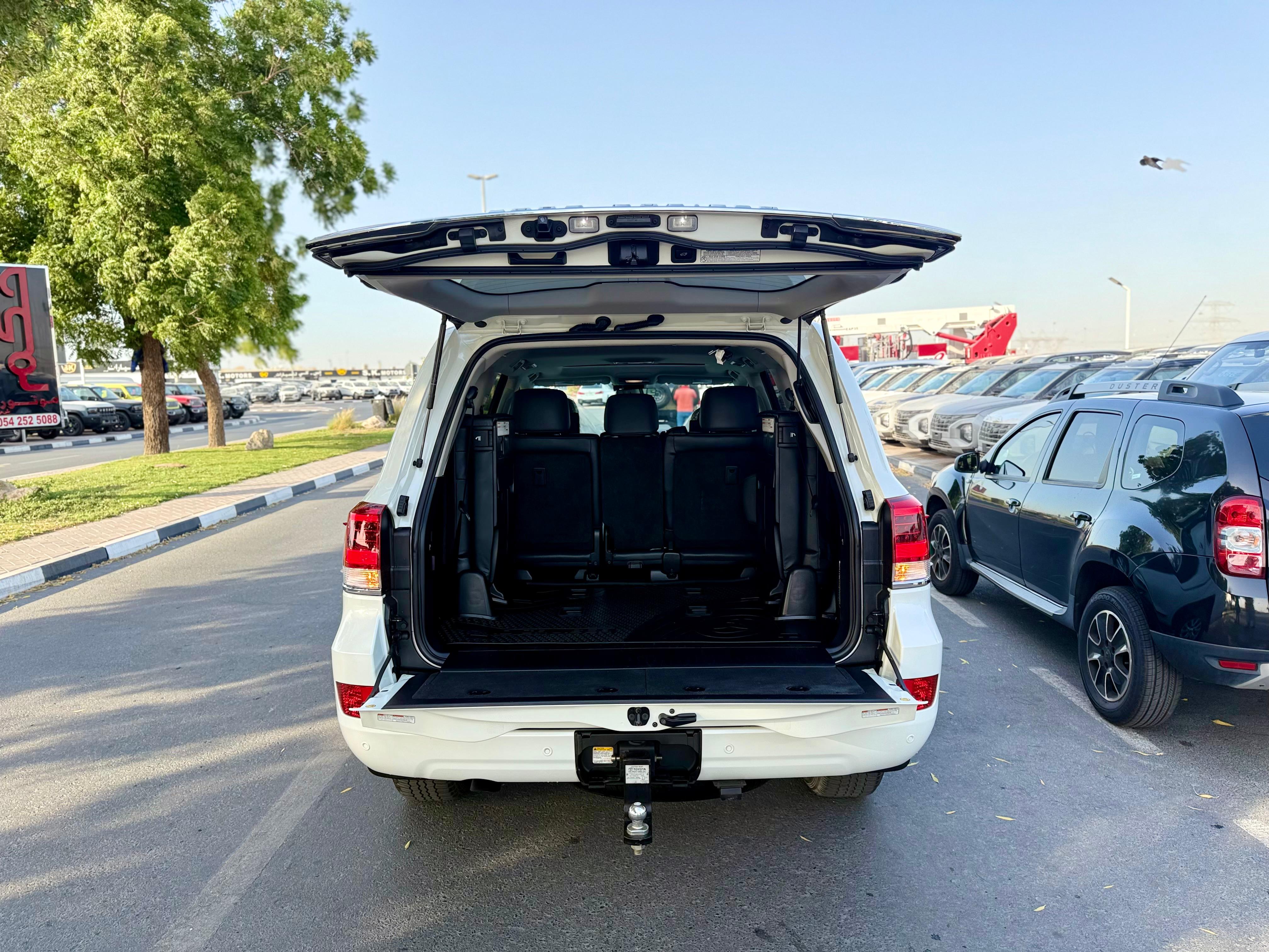 Landcruiser VXR 2016