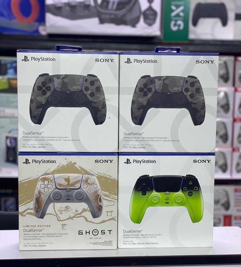 PlayStation 5 controllers Dualsense 5 controllers