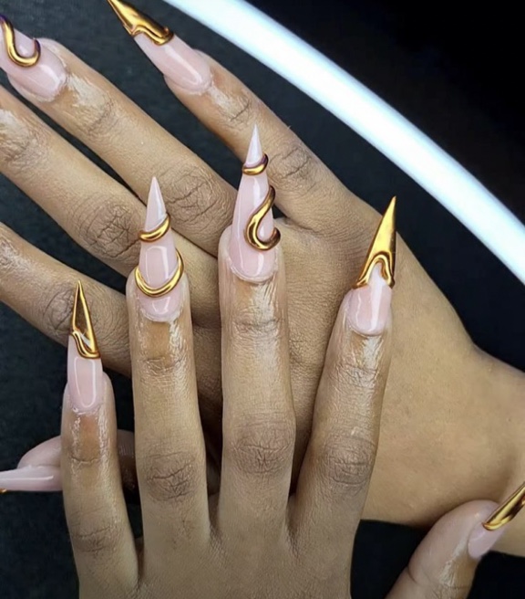 classic stileto nail